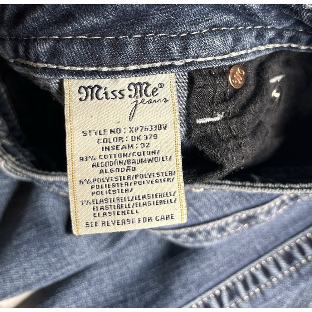 Miss Me Relaxed Bootcut Denim Jeans Embellished pockets 28X32 Y2K Low Rise - Picture 6 of 11